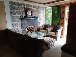 Interior - Ammaz Cottage (Murree)