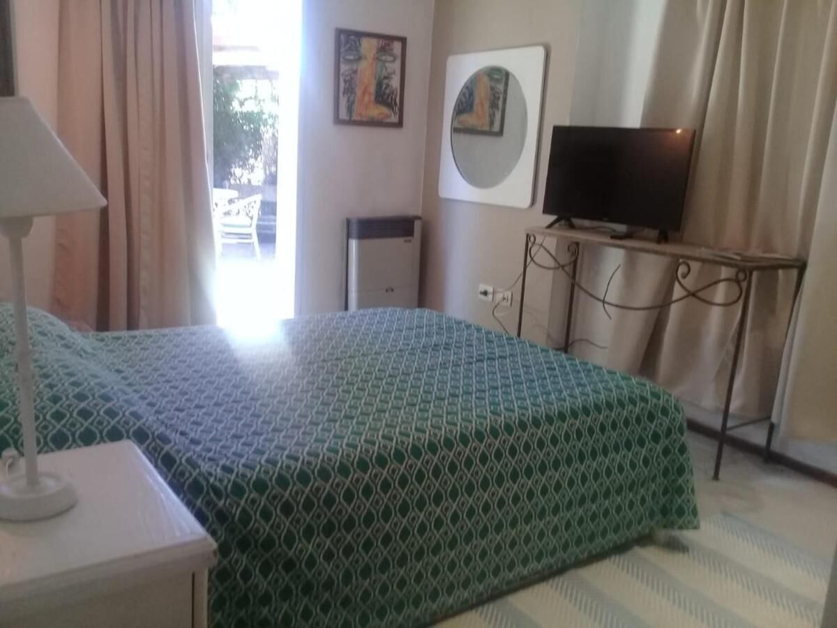 2 間睡房、高級寢具、遮光窗簾/窗簾、隔音