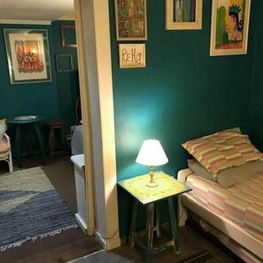 Economy Cottage, 2 Bedrooms, Kitchen, Garden View