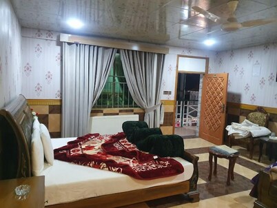 阿马兹酒店购物中心路