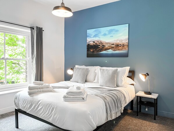 2 bedrooms, free WiFi, bed sheets - 2 bedroom accommodation in Buxton (Buxton)