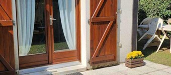 House with garden and barbecue in Cabourg