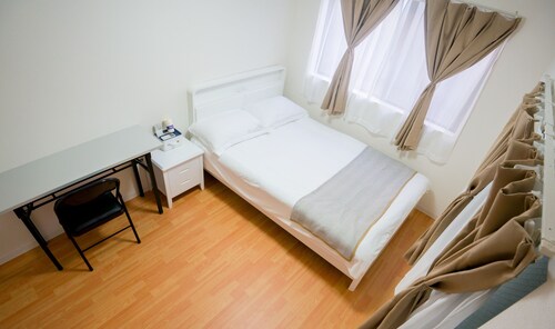 Kabukicho、Shinjuku 4 mins by train丨Convenience store 3 mins away｜Independent kitchen and bathroom｜Shinjuku, Kabukicyo 4 mins丨Oumekaku301