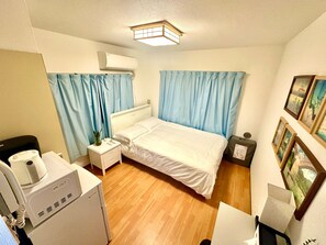 1 bedroom, WiFi, bed sheets