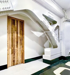 Interior - 301】 【7:00 IN/19:00 OUT】 4 minutes by train to Shinjuku/Kabukicho area丨Nearby the station 8 minutes丨Dedicated bathroom and kitchen丨Maximum 3 persons (Nakano City)