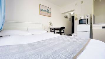 1 bedroom, free WiFi, bed sheets