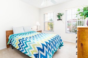 3 bedrooms, iron/ironing board, free WiFi, bed sheets - Cozy Kissimmee Retreat (Kissimmee)