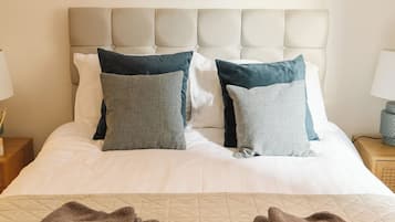 Apartment, 2 Bedrooms, Kitchen, River View | 2 bilik tidur, Wi-fi percuma