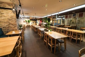 Restaurant - Shin Shin Hotel Jeju Worldcup (Seogwipo)