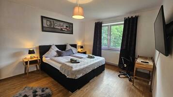 2 Schlafzimmer, Bügeleisen/Bügelbrett, WLAN, Bettwäsche