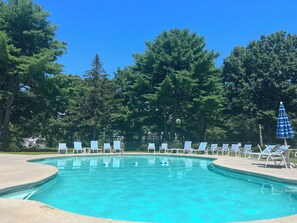 Innenpool, Außenpool