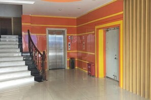 Unclassified image, 4 of 28, button - Seven Orange Hotel (Shenzhen Yannan Metro Station Huaqiang North Branch) (Shenzhen)