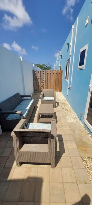 2 bedrooms - Amazing 2BR Suite w Pool Patio 5 min Dr2 Palmbeach (Noord)