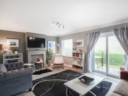 2 bedroom accommodation in Aberdyfi