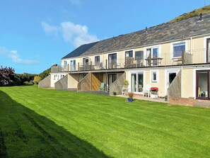 Exterior - 2 bedroom accommodation in Aberdyfi (Aberdyfi)