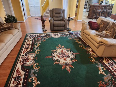 Charming 1-bedroom house in wonderful Severn with office, WiFi, fitness room