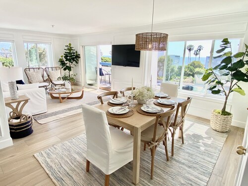 New! Redondo Beach Remodel, Ocean Views ~ Walk 1 block to Beach & Pier