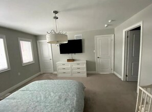3 bedrooms, desk, iron/ironing board, WiFi