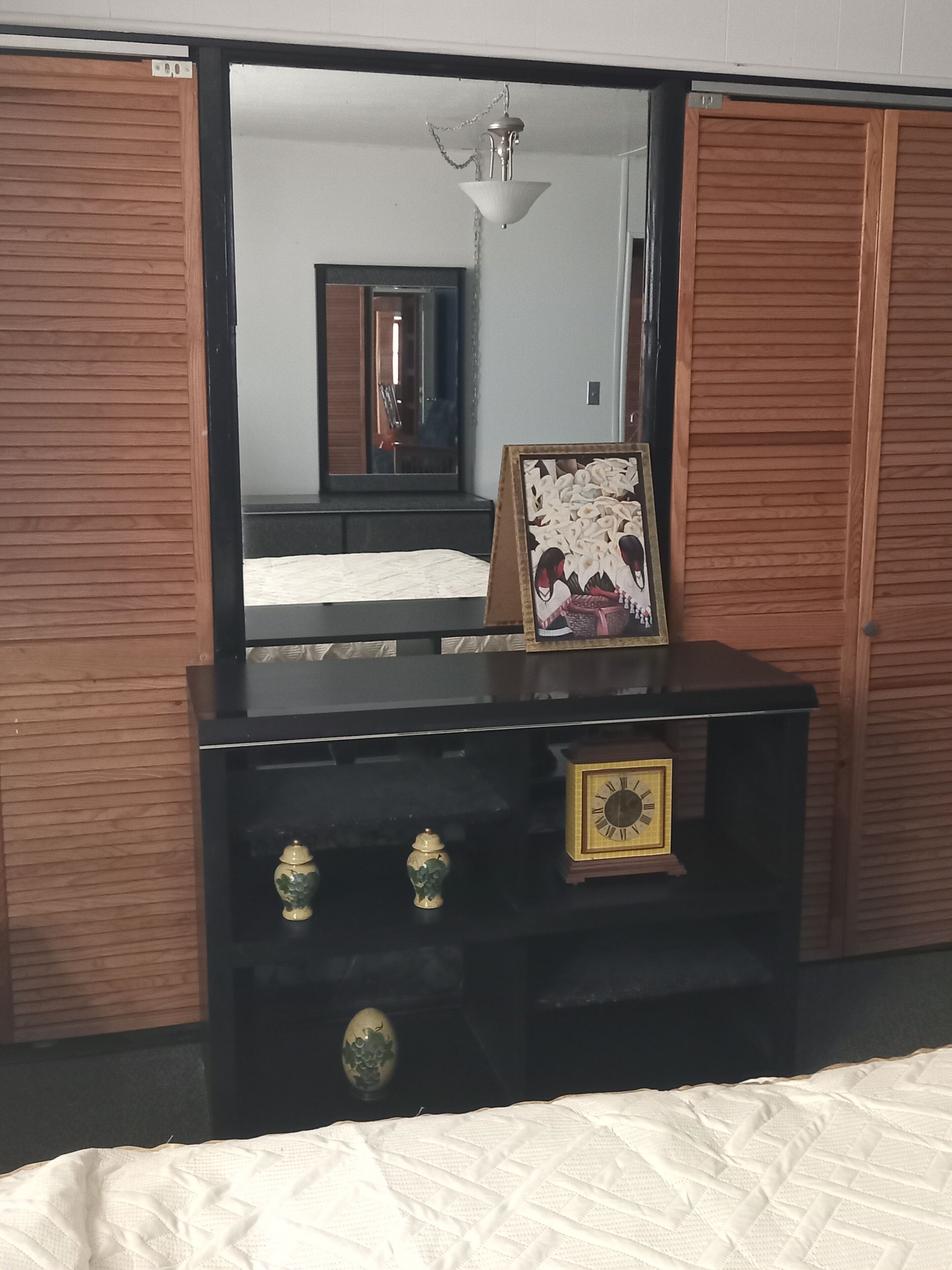 2 slaapkamers, een strijkplank/strijkijzer, wifi, beddengoed