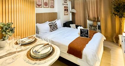 White Oak: Pet Friendly Studio with Netflix, PS4, Boardgames & Instax Camera