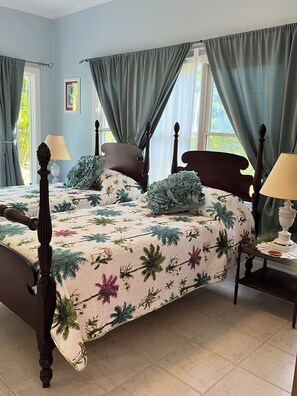 2 bedrooms, in-room safe, iron/ironing board, travel crib - Location, Location, Location Pinney’s Beach Nevis.  2 Bdrs, 2 1/2 Ba. w laundry! (Jessups, St. Thomas Parish)