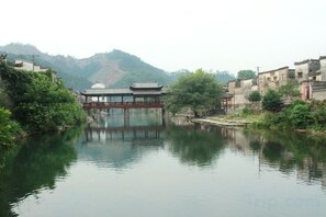 Unclassified image, 3 of 30, button - Guiping Country House, Guili Ancient Town (Fuliang)