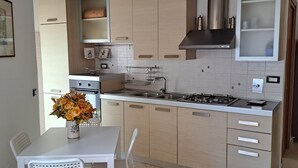 Uklassifisert bilde, 5 av 28, knapp
