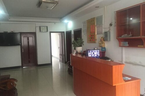 Wudangshan Dazhong Hotel