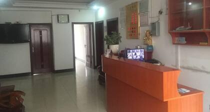 Wudangshan Dazhong Hotel