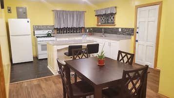 Microwave, oven, stovetop