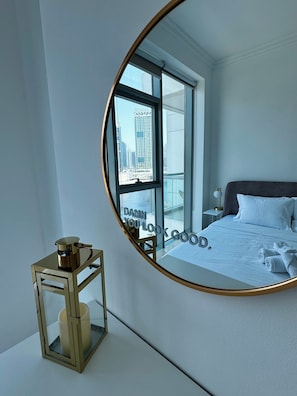 2 soverom, strykejern/-brett, reiseseng for barn og wi-fi (inkludert)