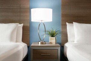 Sistema de insonorización, tabla de planchar con plancha y wifi gratis 