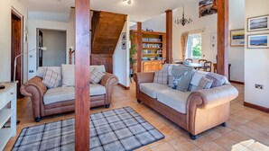 Unclassified image, 5 of 25, button - 3 bedroom accommodation in Waternish, Isle of Skye (Waternish, Isle of Skye)