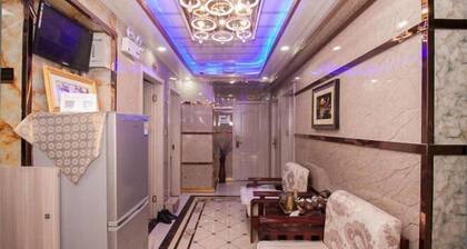 Bengbu Flower Theme Apartment