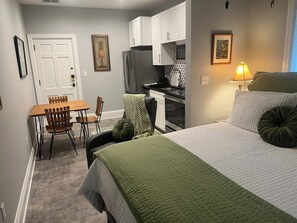 1 Schlafzimmer, Bügeleisen/Bügelbrett, WLAN, Bettwäsche