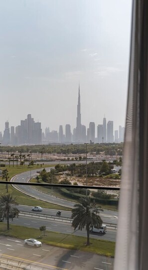 Interior - Stylish 1BR with Dubai Skyline & Burj Khalifa View (Dubai)