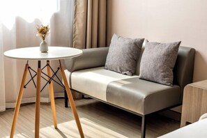 Room - HanTing Hotel (Guangzhou Huadu Square Metro Station) (Guangzhou)