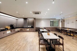 Restaurant - HanTing Hotel (Guangzhou Huadu Square Metro Station) (Guangzhou)
