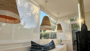 Interior - Adorable Beach cottage in Noordhoek within walking distance of beaches and bars (Cape Town)