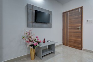 Superior Double Room | Egyptian cotton sheets, premium bedding, free WiFi, bed sheets - Hotel Cloud 9 Luxury stay - Mysore (Mysore)