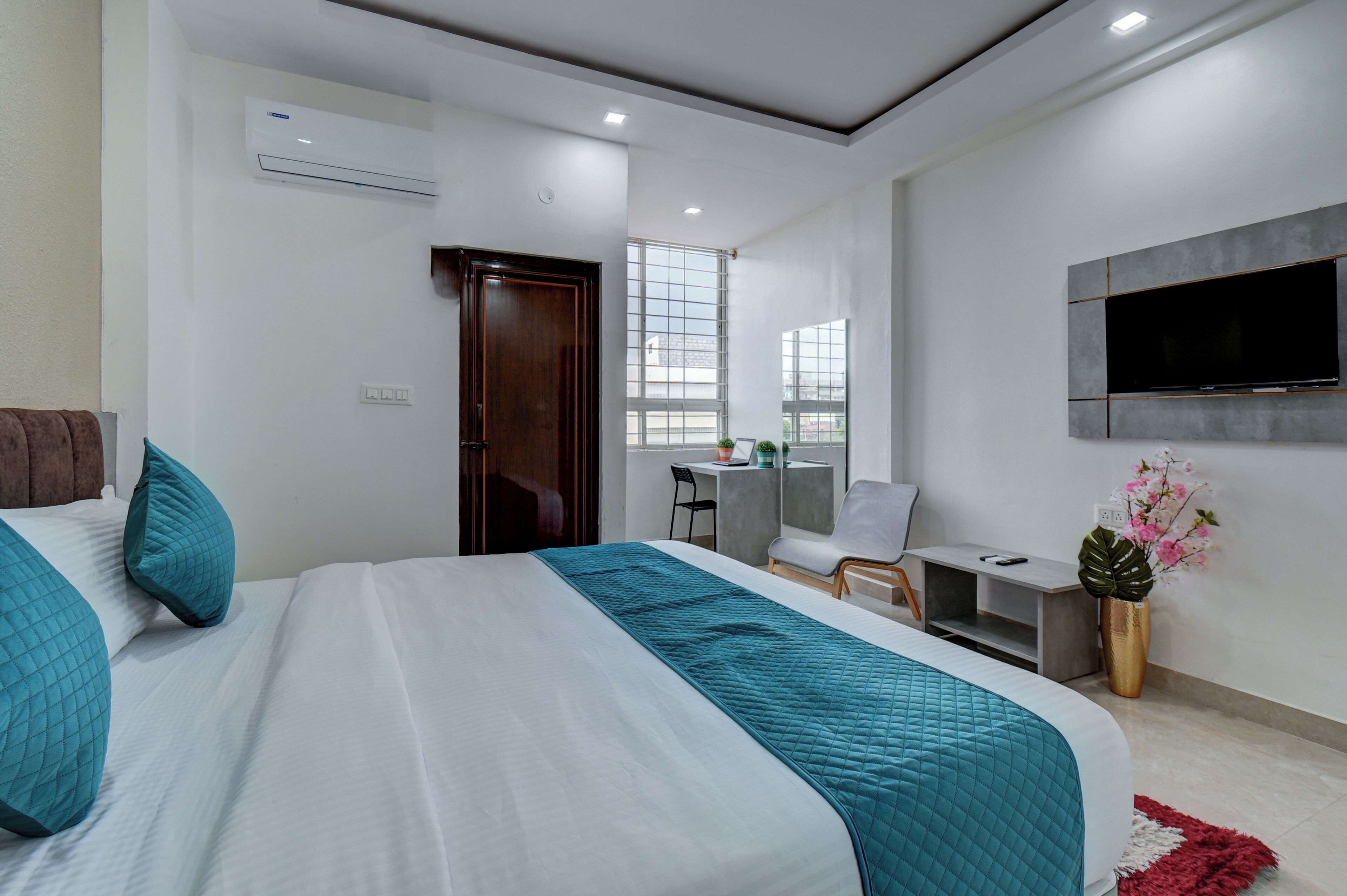 Sábanas de algodón egipcio, ropa de cama de alta calidad y wifi gratis 