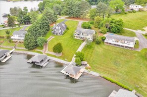 Exterior - The Dugout: Wide water views of Halesford Bridge, great family space with kayaks to use! (Moneta)