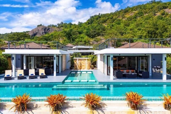 Exterior - 5 Bedroom Amazing Pool Villa in Resort (TS1) (Hua Hin)