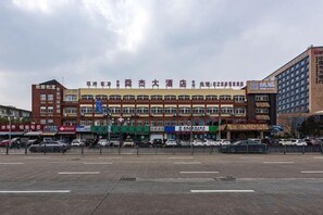 Unclassified image, 3 of 15, button - Shunjie Hotel (Yuyao)