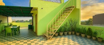 Anukampa paying guest house 