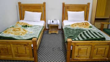 Deluxe Double Room | Soundproofing, iron/ironing board, free WiFi