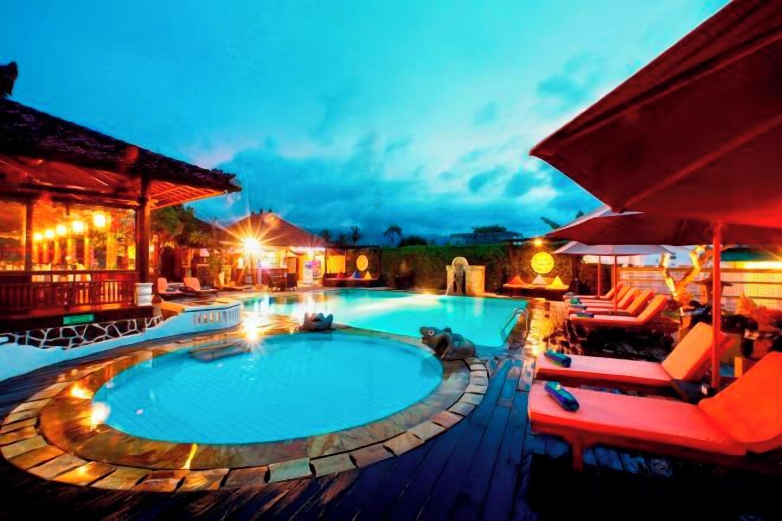 Pool