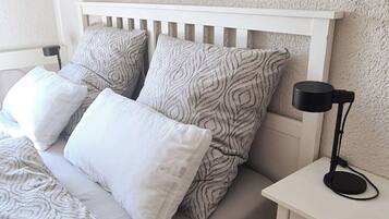 1 Schlafzimmer, Bügeleisen/Bügelbrett, Reisekinderbett, kostenloses WLAN