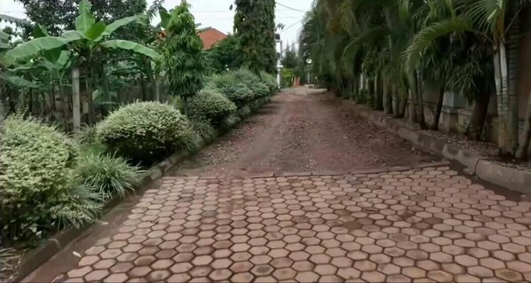 Exterior - Hillz furnished Apartments  (Kampala)