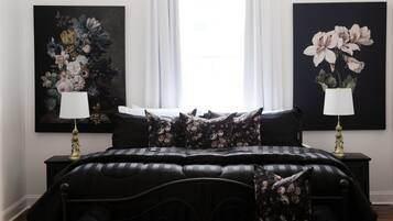 4 habitaciones, escritorio, tabla de planchar con plancha y wifi gratis